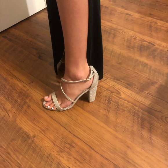 bundle dress shoes bracelet and earrings - Picture 6 of 9